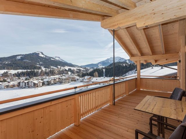 bauernhof-ferienwohnung-balkon-winter.jpg