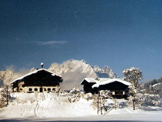 winter-bauernhof-pillerseetal-7fe68df004.jpg